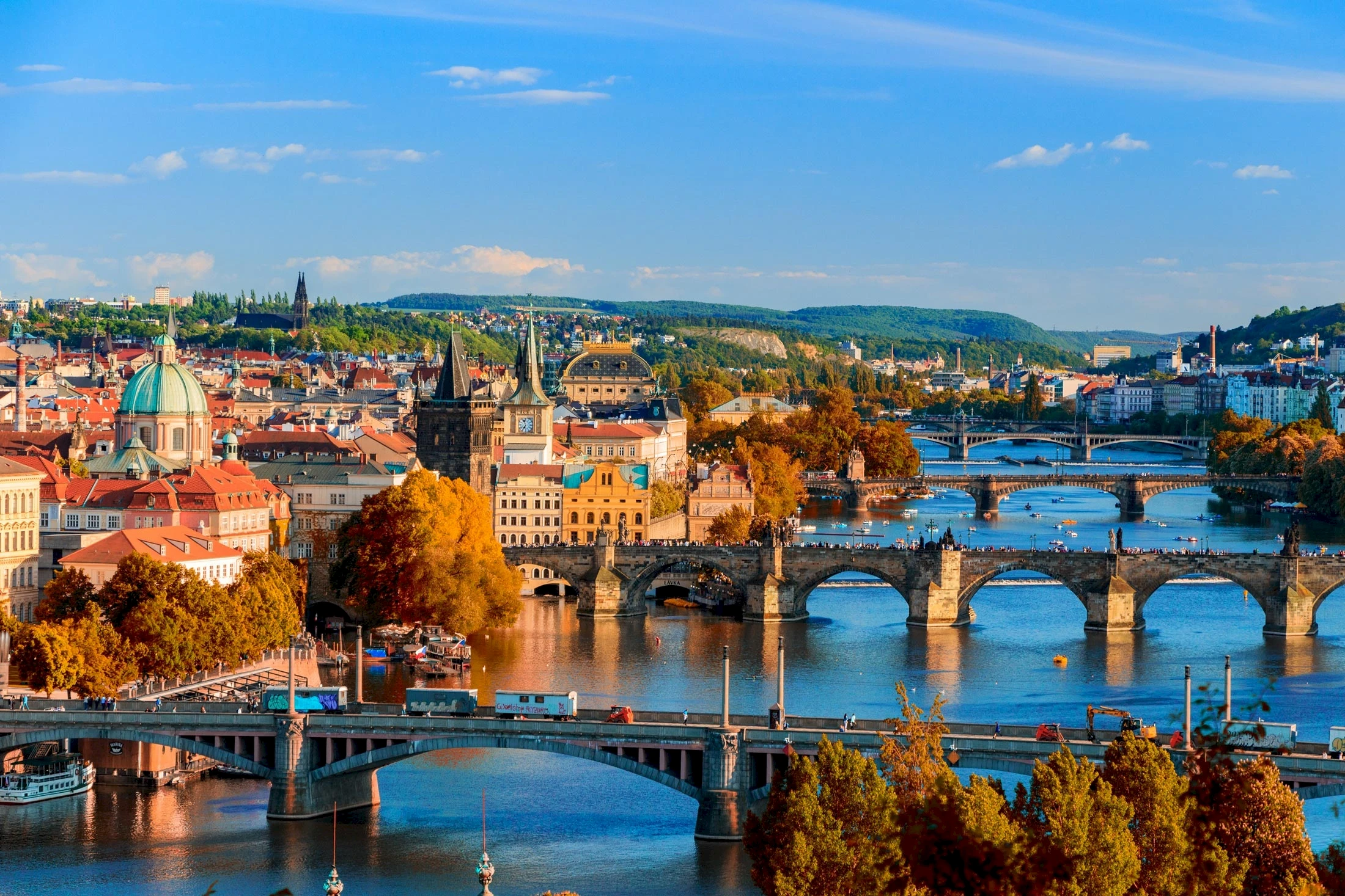 PRAG KONAKLAMALI TUNA NEHRİ
